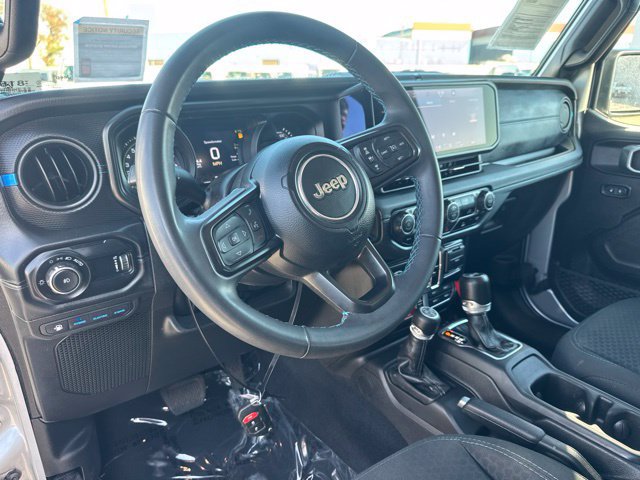 Used 2024 Jeep Wrangler Unlimited Rubicon 4xe AWD/4WD image 16