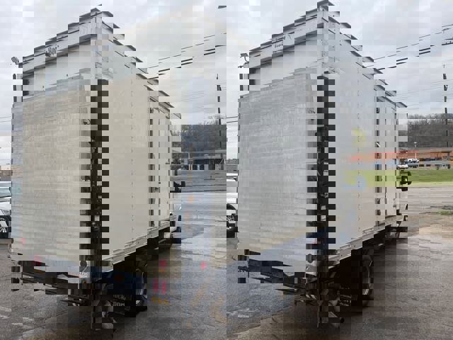 Used 2018 Chevrolet Express 4500 Extended w/ Driver Convenience Package RWD image 6