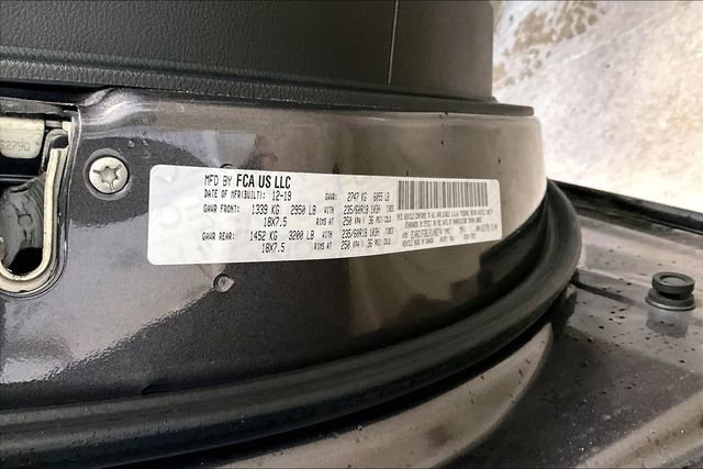 Used 2020 Chrysler Pacifica Touring w/ S Appearance Package image 30