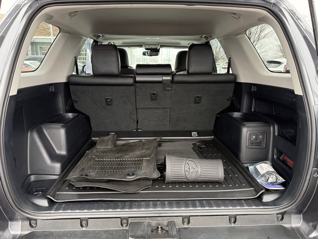 Used 2022 Toyota 4Runner TRD Off-Road Premium image 17