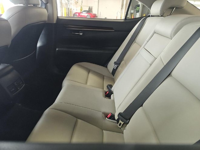 Used 2013 Lexus ES 350 w/ Premium Pkg FWD image 15