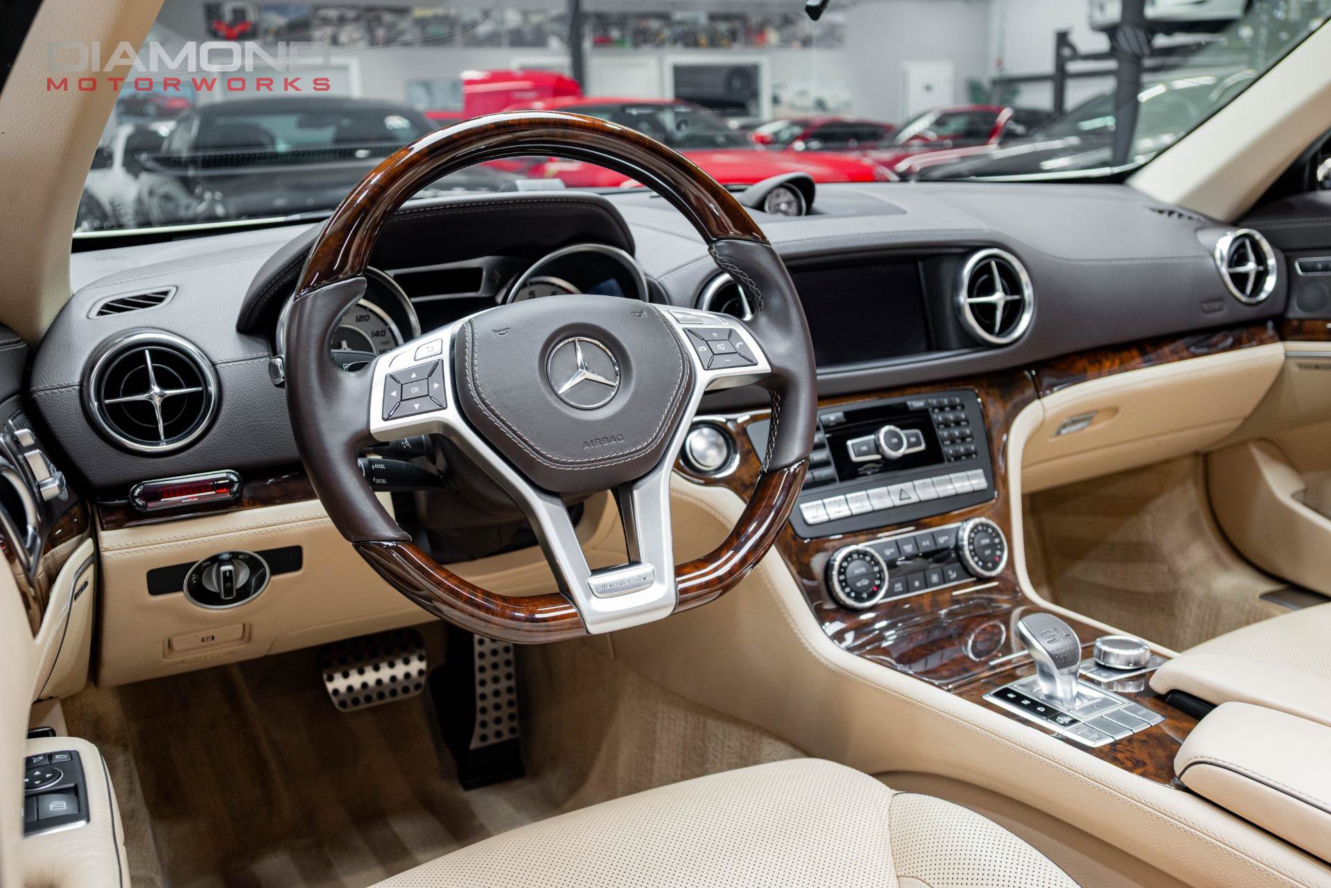 Used 2013 Mercedes-Benz SL 550 image 17