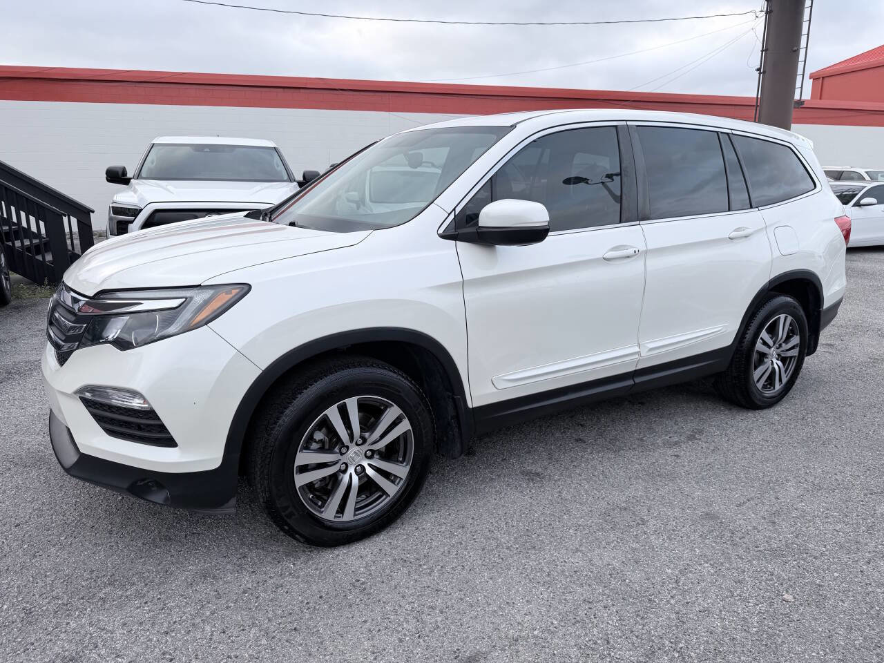 Used 2018 Honda Pilot EX-L image 2