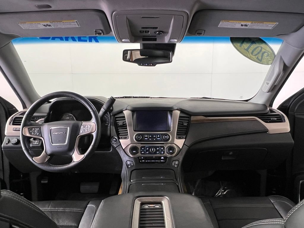 Used 2017 GMC Yukon XL Denali w/ Open Road Package AWD/4WD image 10