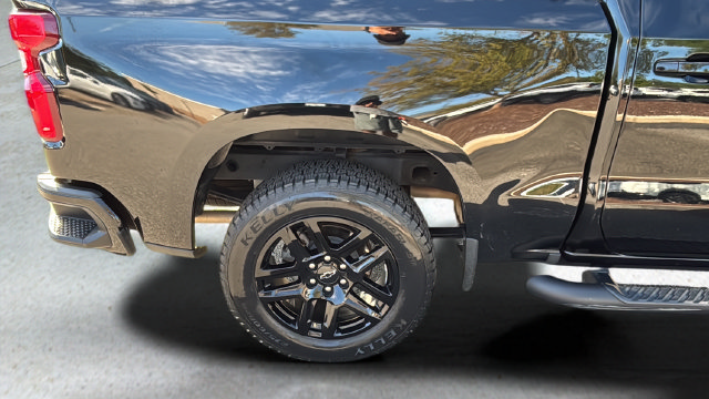 Used 2024 Chevrolet Silverado 1500 RST w/ Z71 Off-Road Package AWD/4WD image 36