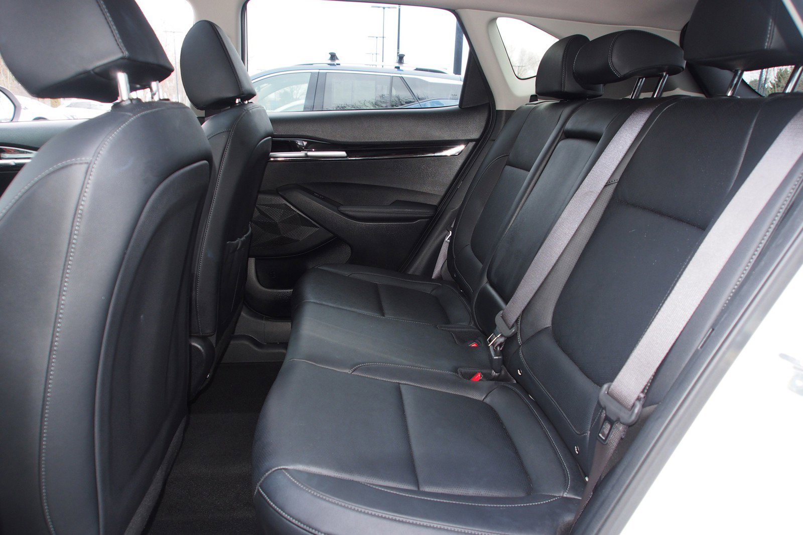 Used 2025 Kia Seltos SX w/ SX Sunroof Package AWD/4WD image 19