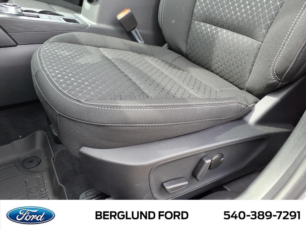 New 2026 Ford Escape Active w/ Active Premium Tech Pack AWD/4WD image 13