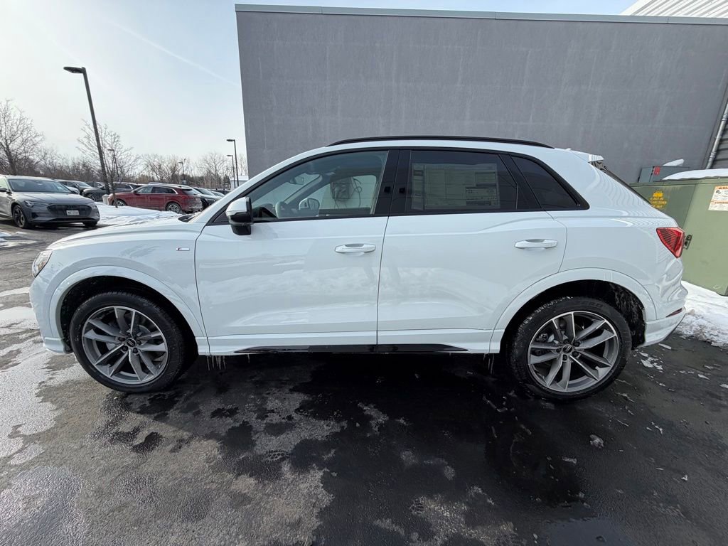 New 2025 Audi Q3 2.0T Premium image 2