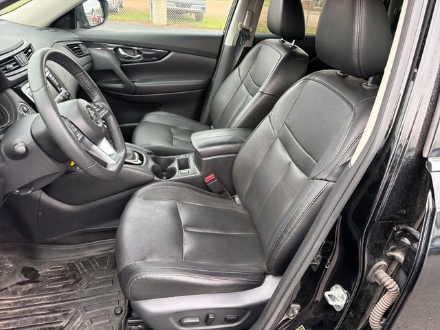 Used 2020 Nissan Rogue SL w/ Premium Package AWD/4WD image 11