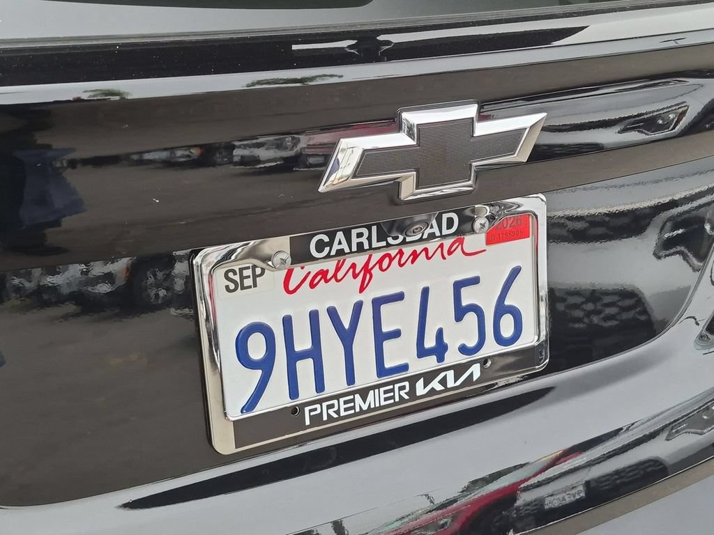Used 2023 Chevrolet Bolt EUV LT w/ Redline Edition FWD image 31