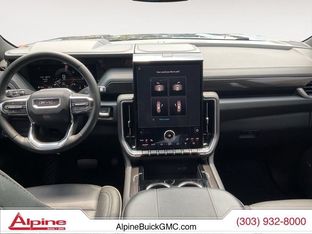 Used 2025 GMC Yukon Elevation AWD/4WD image 10