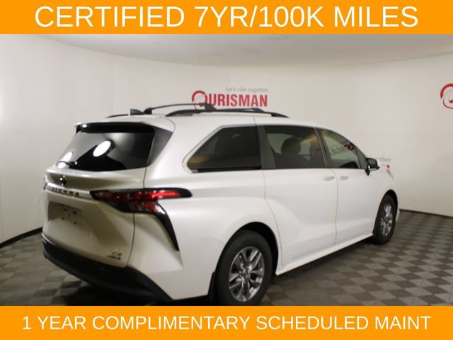 Used 2022 Toyota Sienna XLE FWD image 11