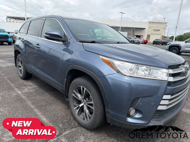 Used 2019 Toyota Highlander Plus AWD/4WD image 6