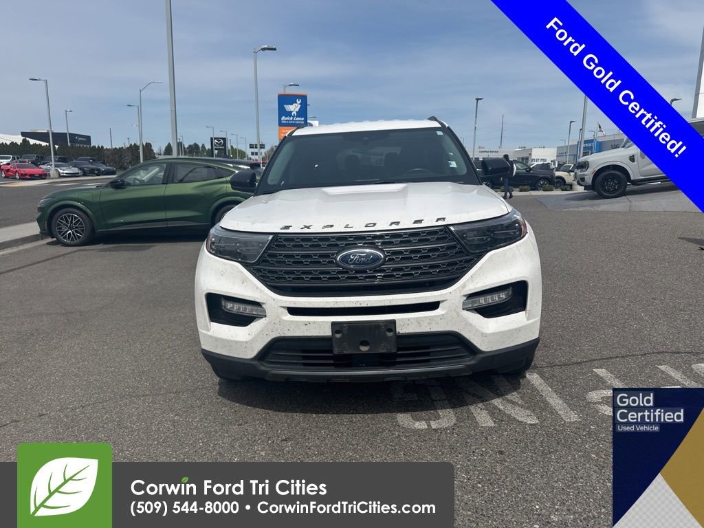 Used 2023 Ford Explorer XLT w/ Equipment Group 202A AWD/4WD image 4