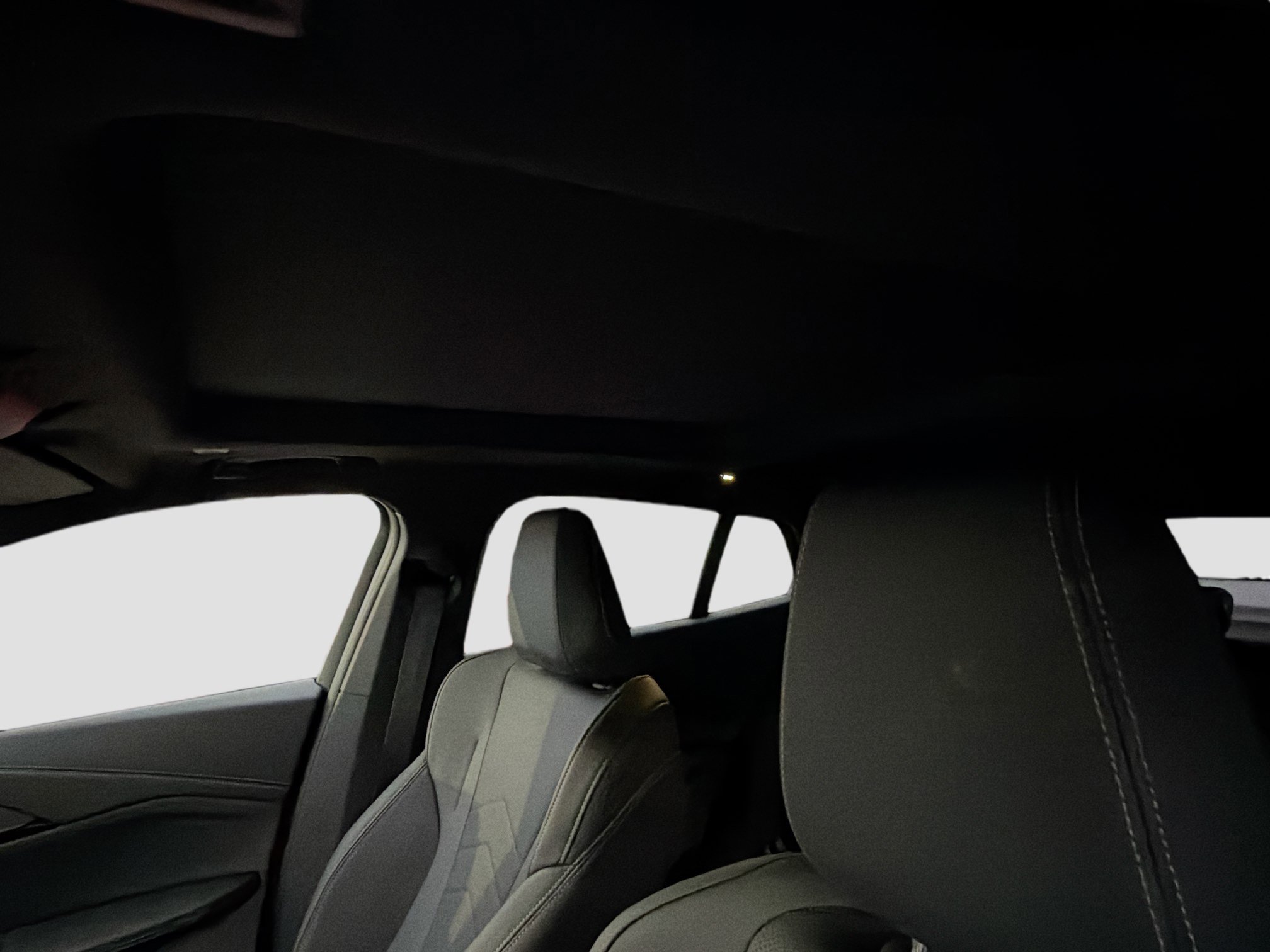 Used 2025 BMW X2 xDrive28i image 27