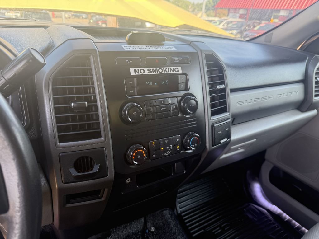 Used 2019 Ford F550 2WD Regular Cab Super Duty image 10