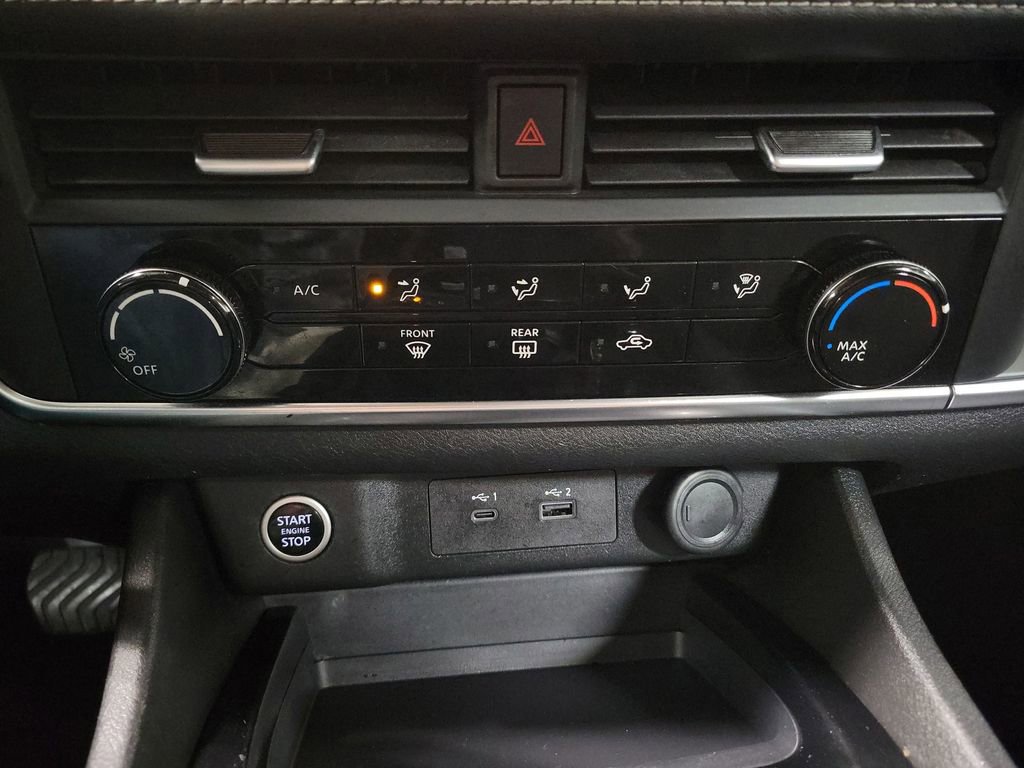 Used 2021 Nissan Rogue S image 17