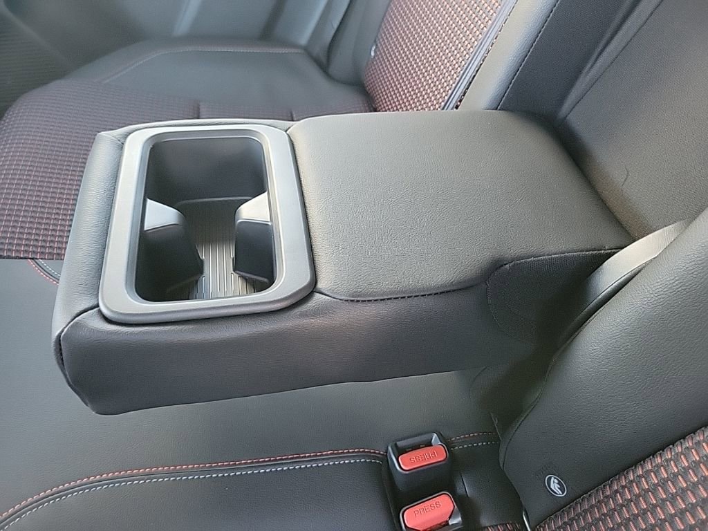 New 2026 Nissan Kicks SR w/ Cold Weather Package image 33