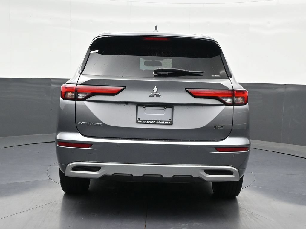Used 2022 Mitsubishi Outlander SEL AWD/4WD image 4