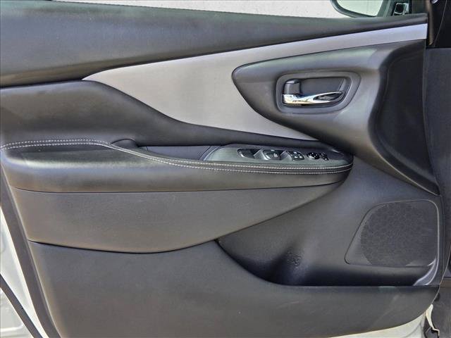 Used 2021 Nissan Murano SV AWD/4WD image 10