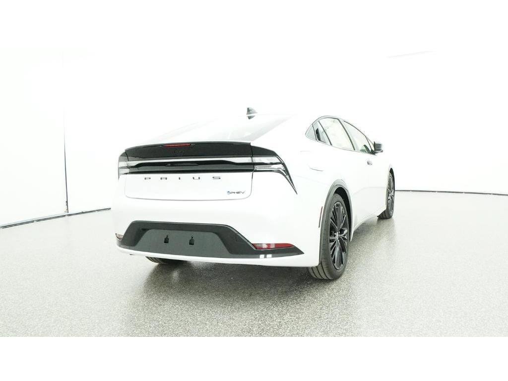 Used 2026 Toyota Prius Plug-In Hybrid FWD image 24