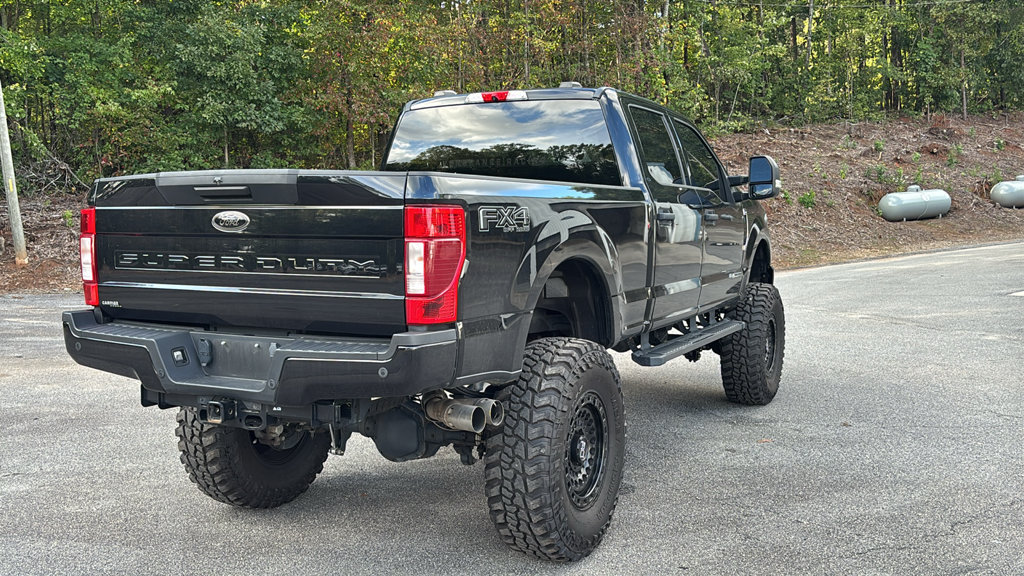 Used 2022 Ford F250 XLT w/ Black Appearance Package AWD/4WD image 5