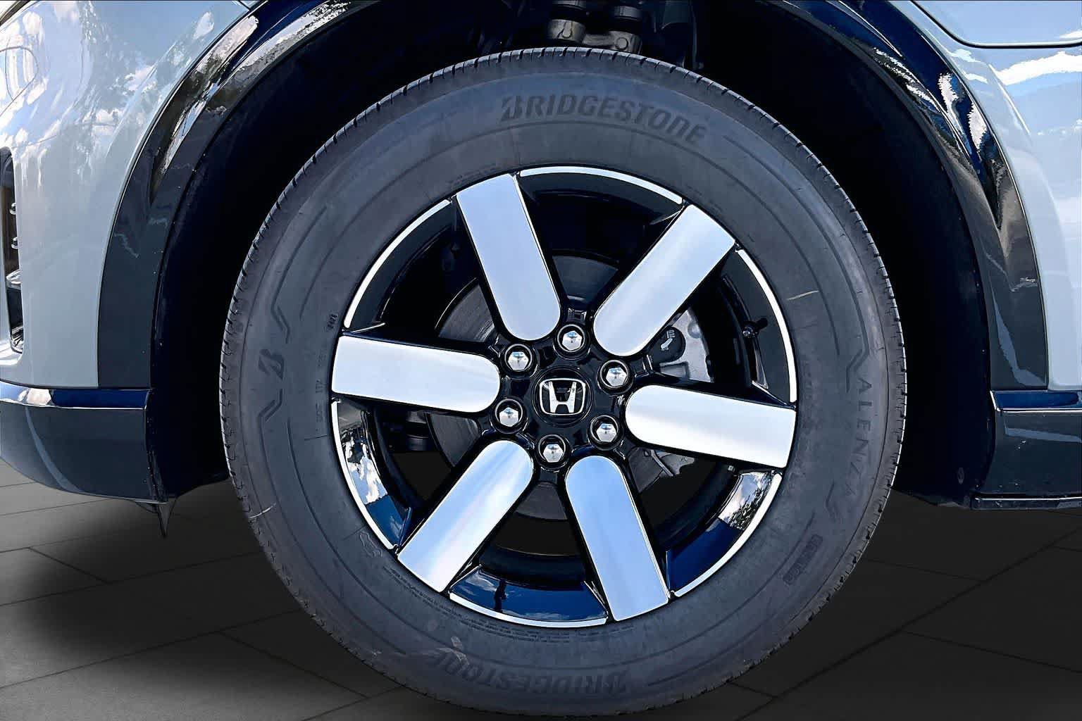New 2026 Honda Prologue Touring image 12