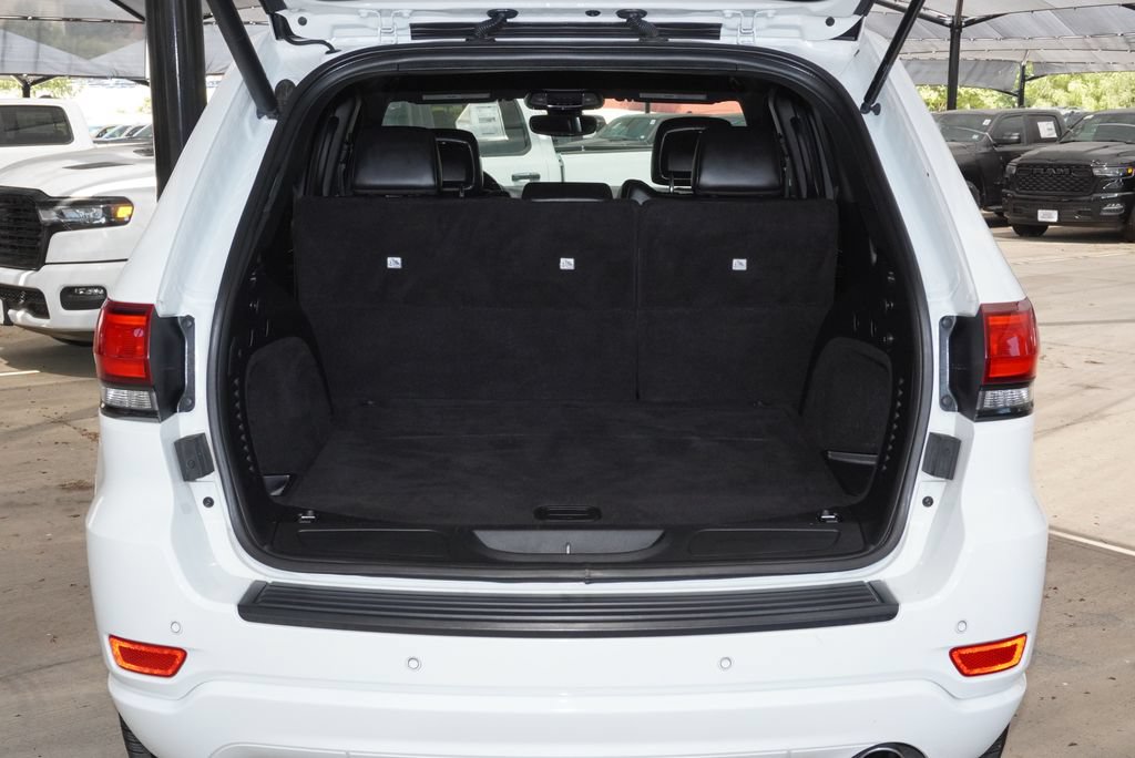 Used 2019 Jeep Grand Cherokee Altitude RWD image 26