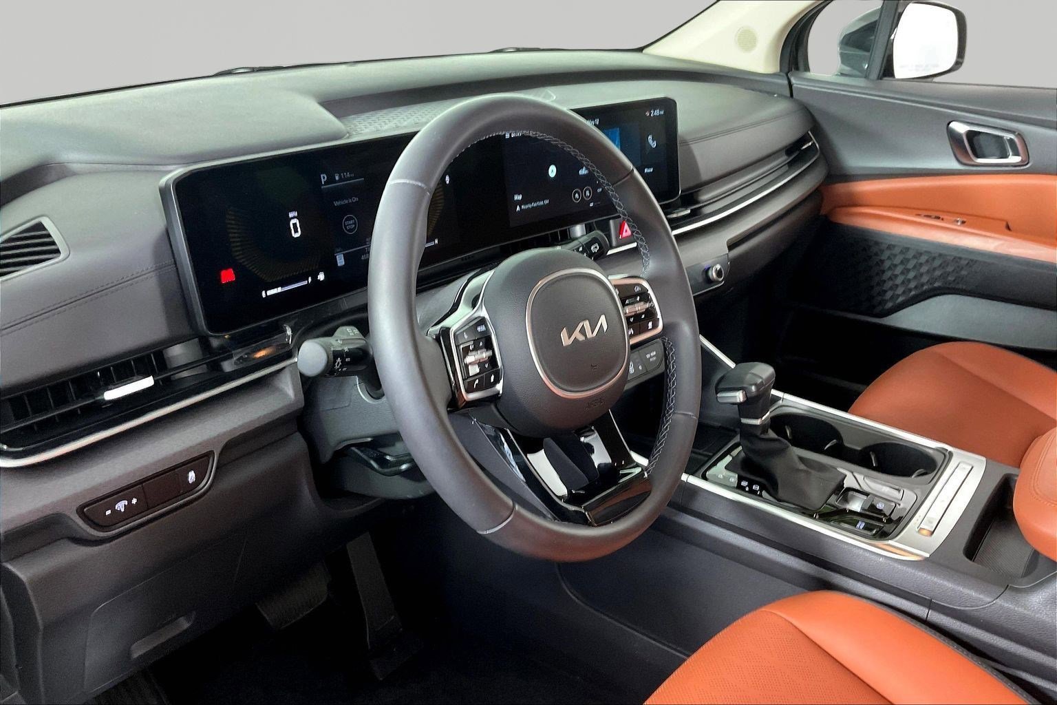 Certified 2026 Kia Carnival EX FWD image 17
