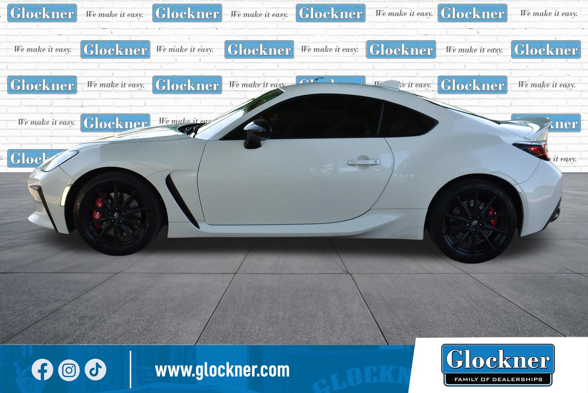 Used 2025 Toyota GR86 Premium w/ Performance Package RWD image 9