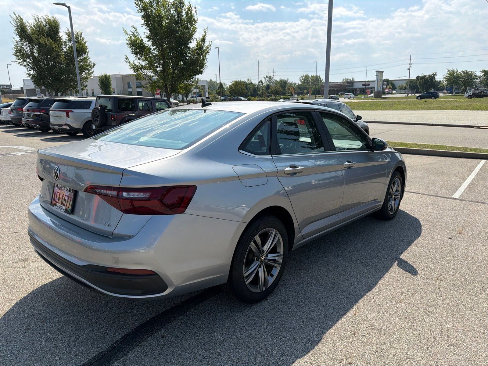Certified 2023 Volkswagen Jetta SE FWD image 12