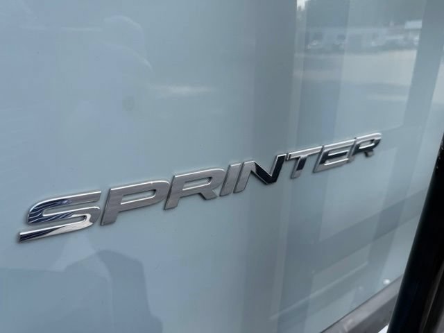 Used 2021 Mercedes-Benz Sprinter 2500 image 8