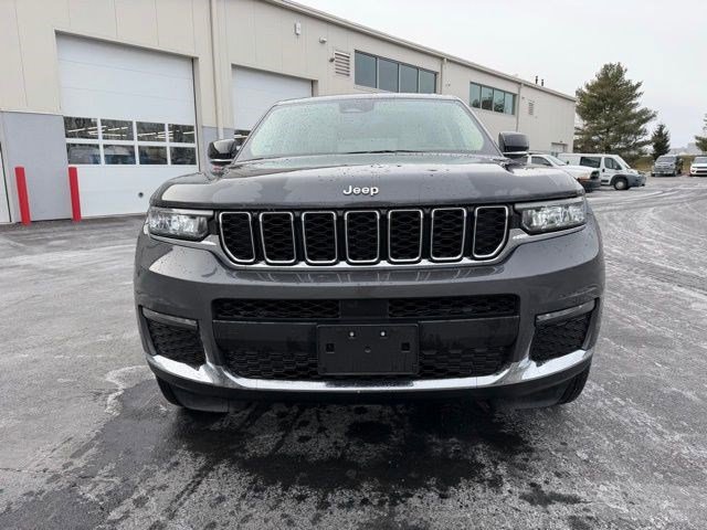 Used 2022 Jeep Grand Cherokee L Limited image 11