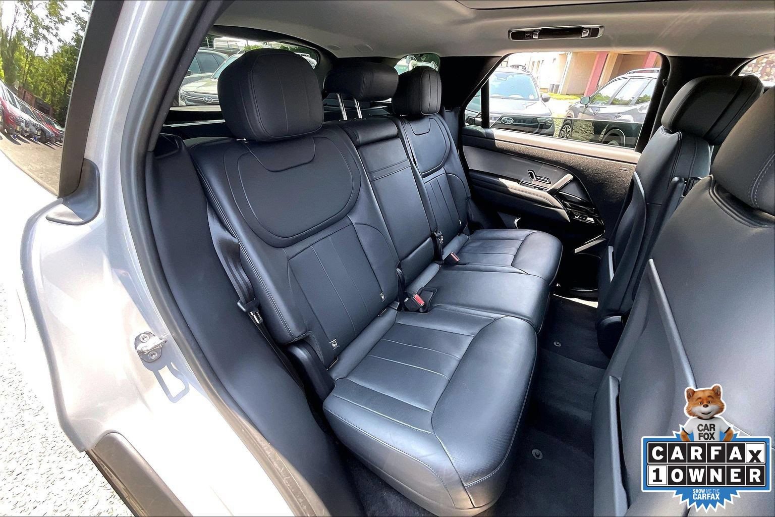 Used 2024 Land Rover Range Rover Sport SE AWD/4WD image 19