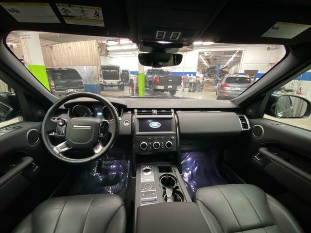 Used 2019 Land Rover Discovery SE AWD/4WD image 28