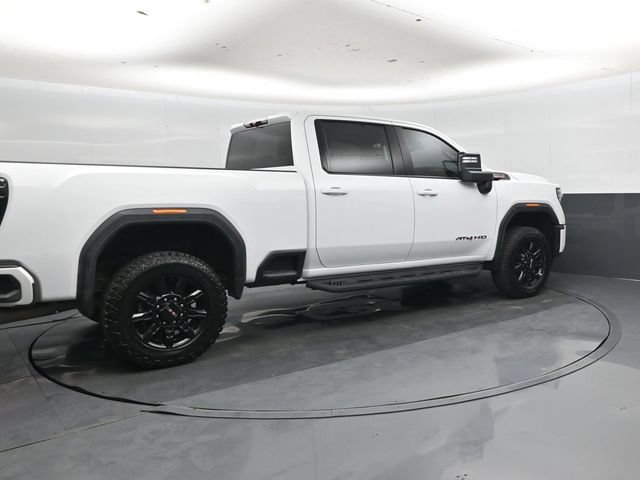 Used 2025 GMC Sierra 2500 AT4 AWD/4WD image 3