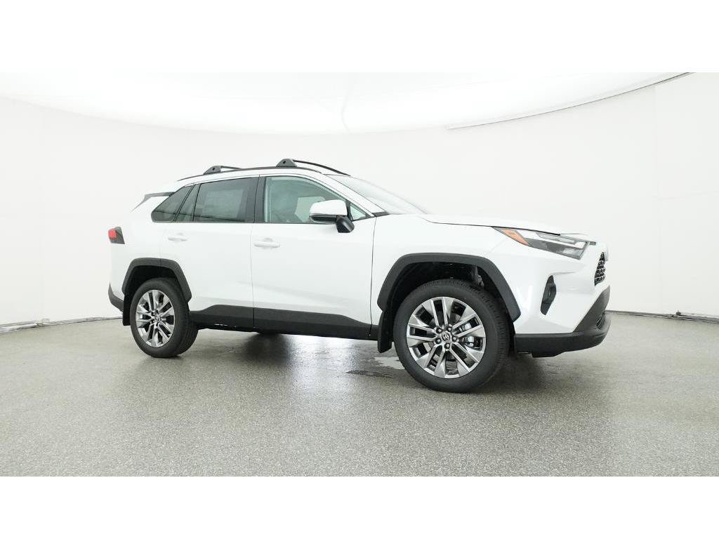 Used 2025 Toyota RAV4 XLE Premium FWD image 34
