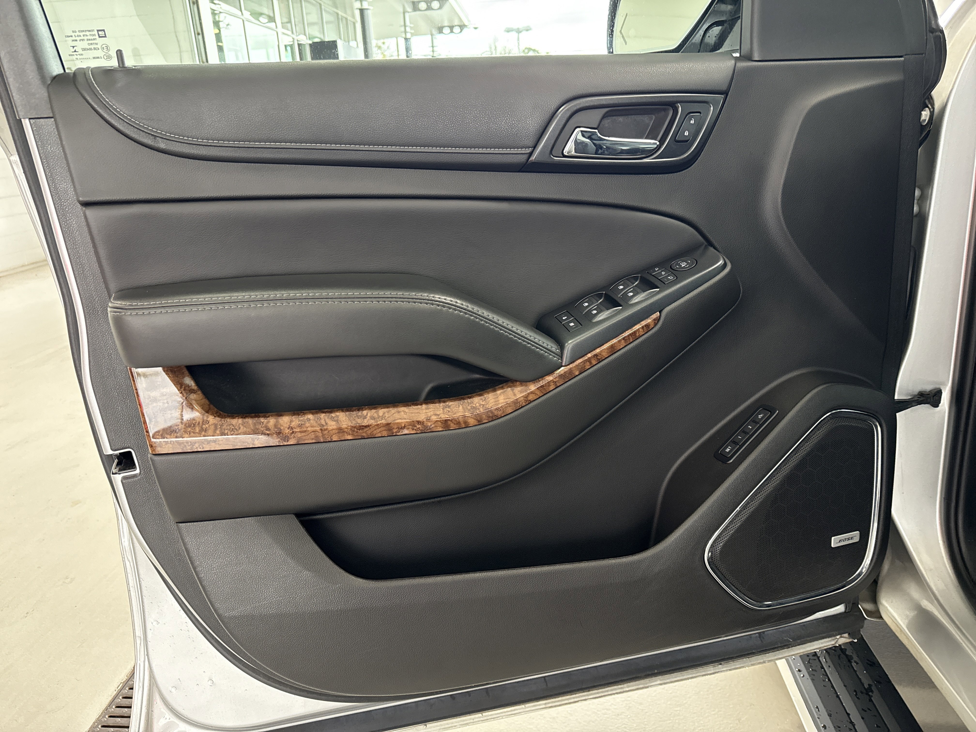 Used 2017 Chevrolet Tahoe Premier image 17