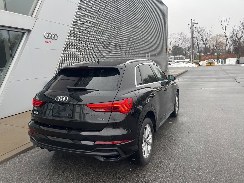 Used 2023 Audi Q3 2.0T Premium image 28