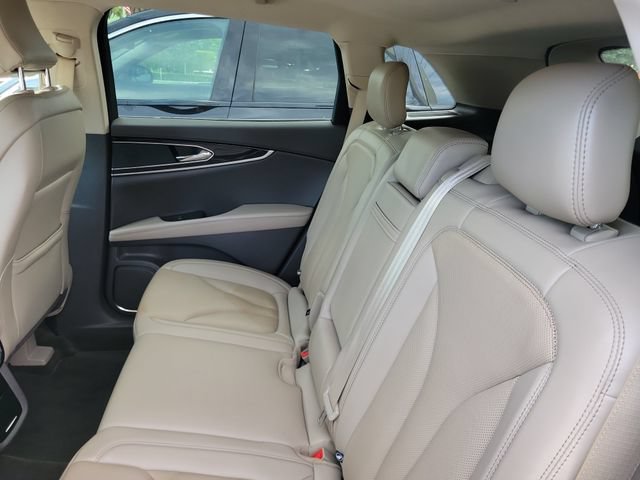 Certified 2022 Lincoln Nautilus Reserve FWD image 11