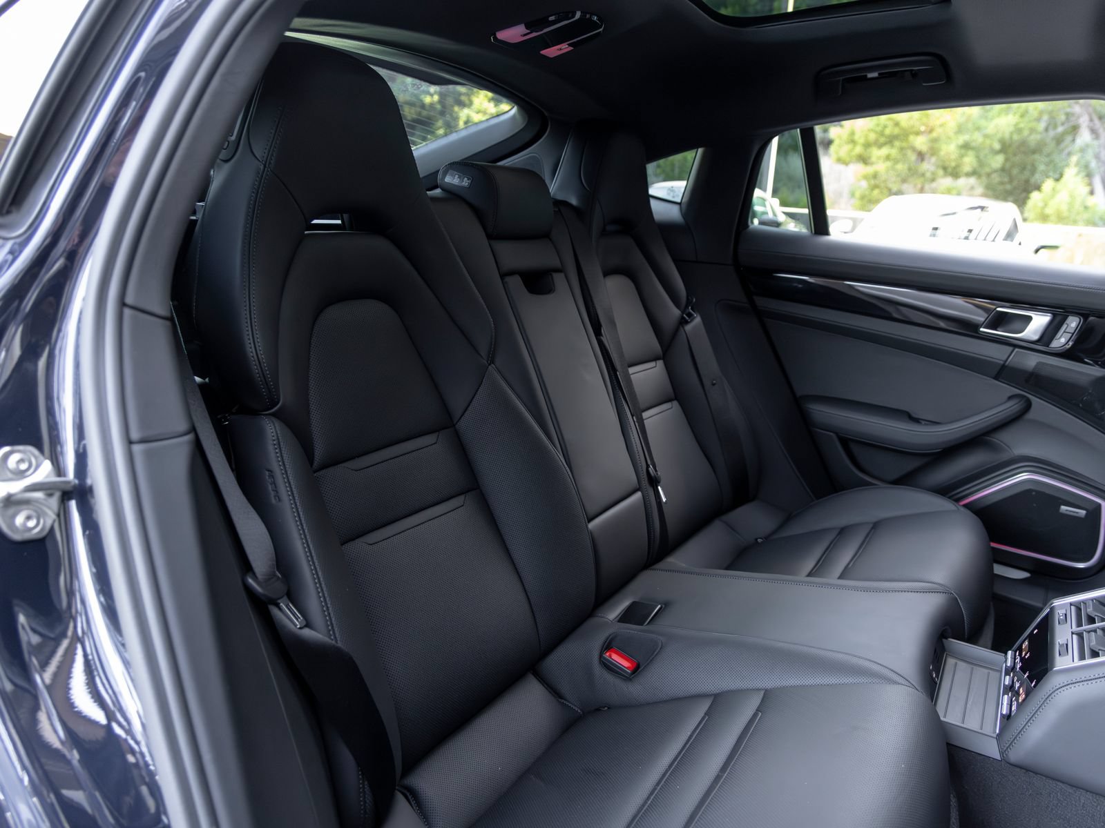 Certified 2022 Porsche Panamera 4S AWD/4WD image 54