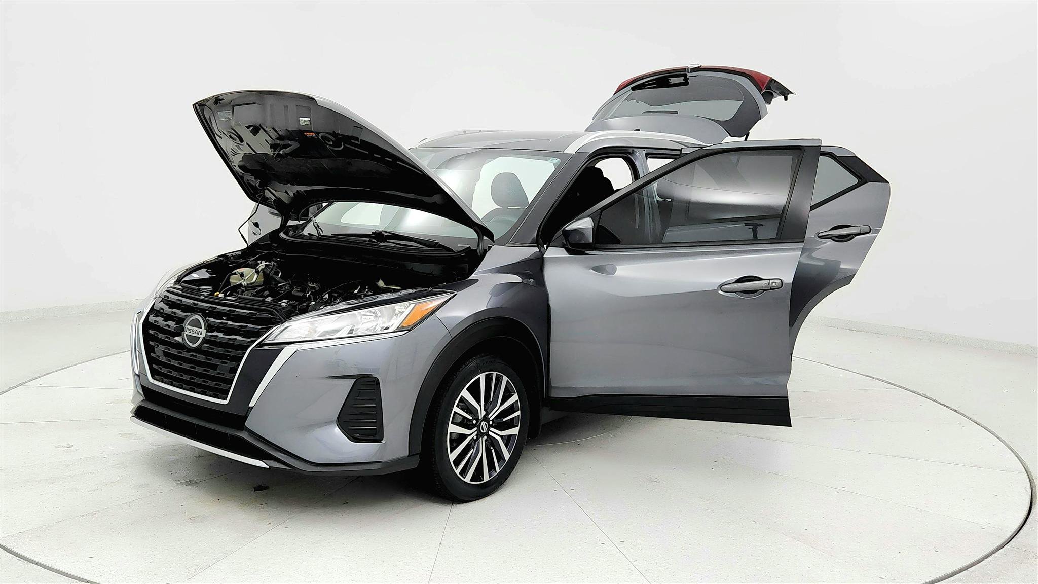 Used 2021 Nissan Kicks SV FWD image 9