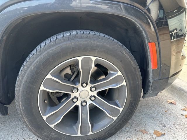 Used 2022 Jeep Grand Wagoneer Series I image 16