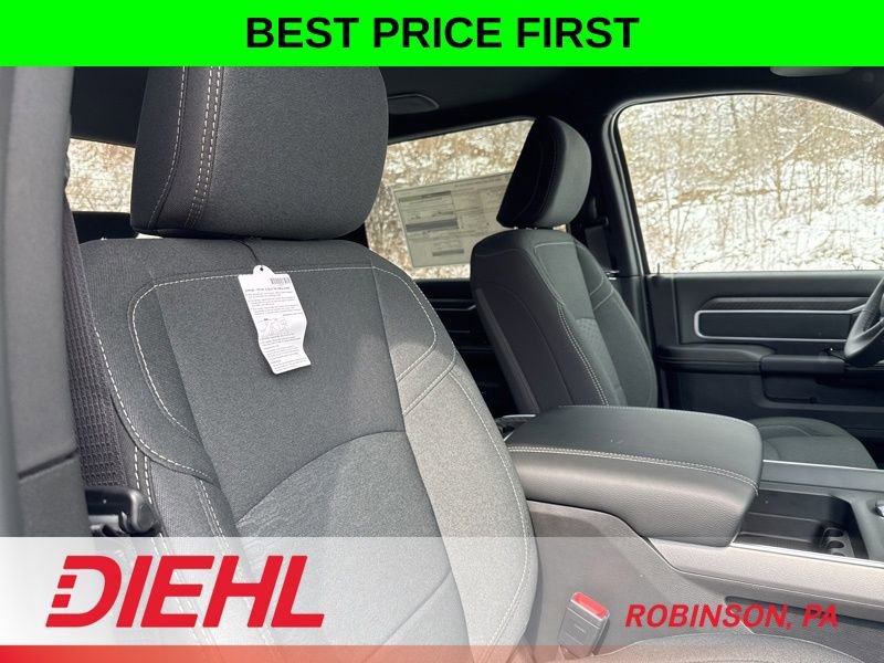 New 2026 RAM 2500 Big Horn AWD/4WD image 13