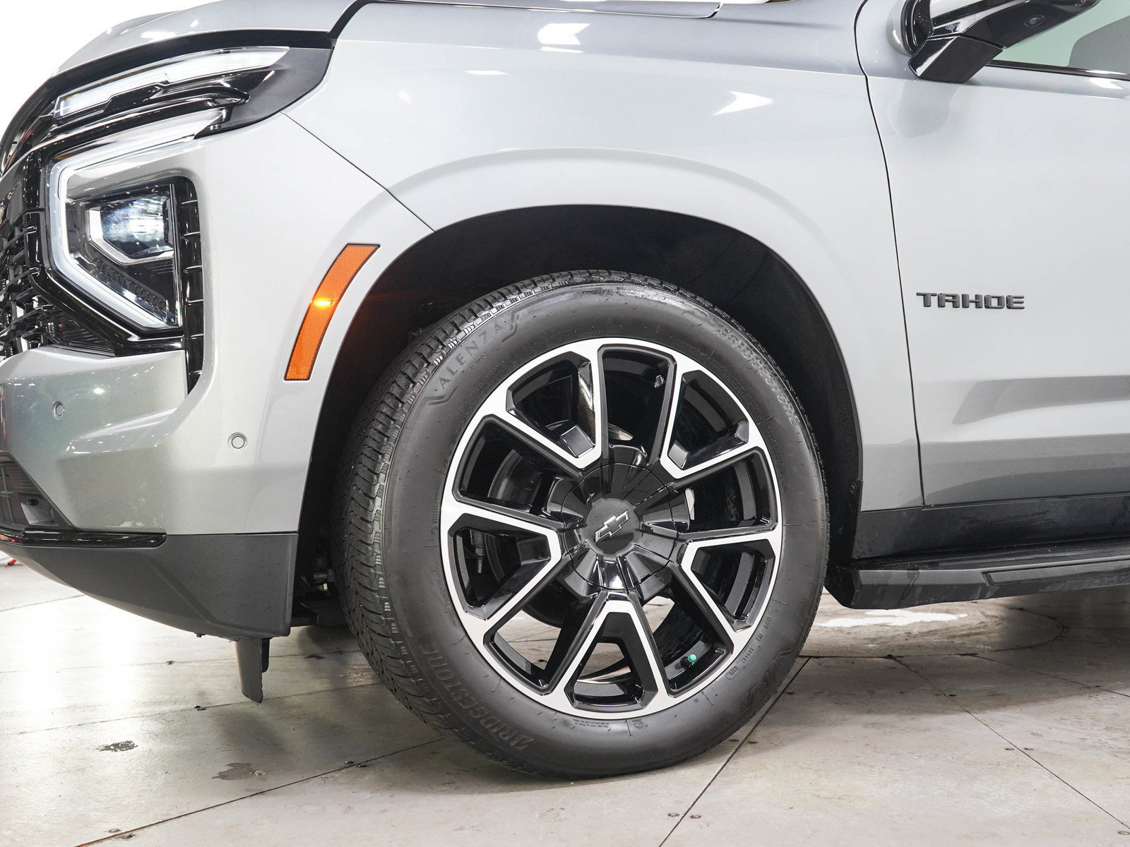 Used 2026 Chevrolet Tahoe RST w/ RST Capability Package AWD/4WD image 29