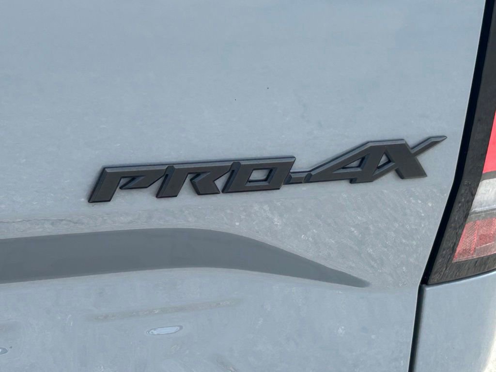 Used 2023 Nissan Frontier PRO-4X w/ Pro-4X Premium Package image 22
