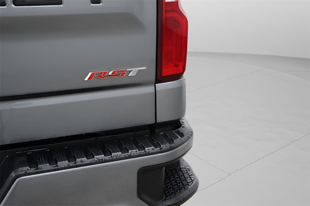 Used 2020 Chevrolet Silverado 1500 RST image 31