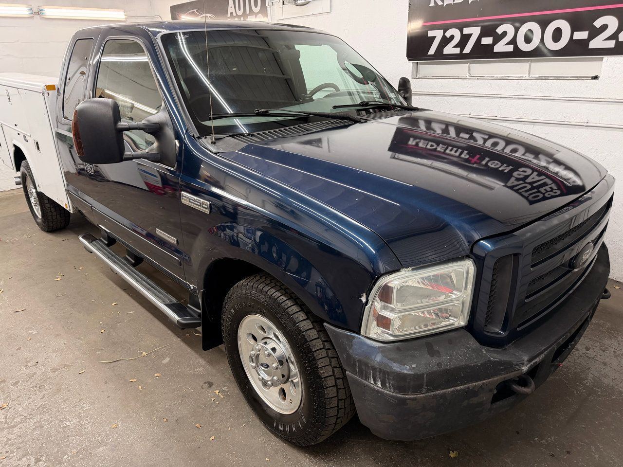 Used 2005 Ford F250 Lariat image 2