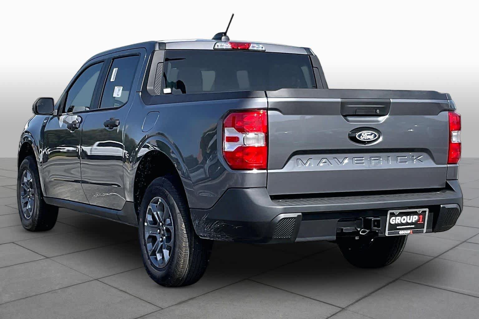 New 2026 Ford Maverick XLT w/ XLT Luxury Package FWD image 9