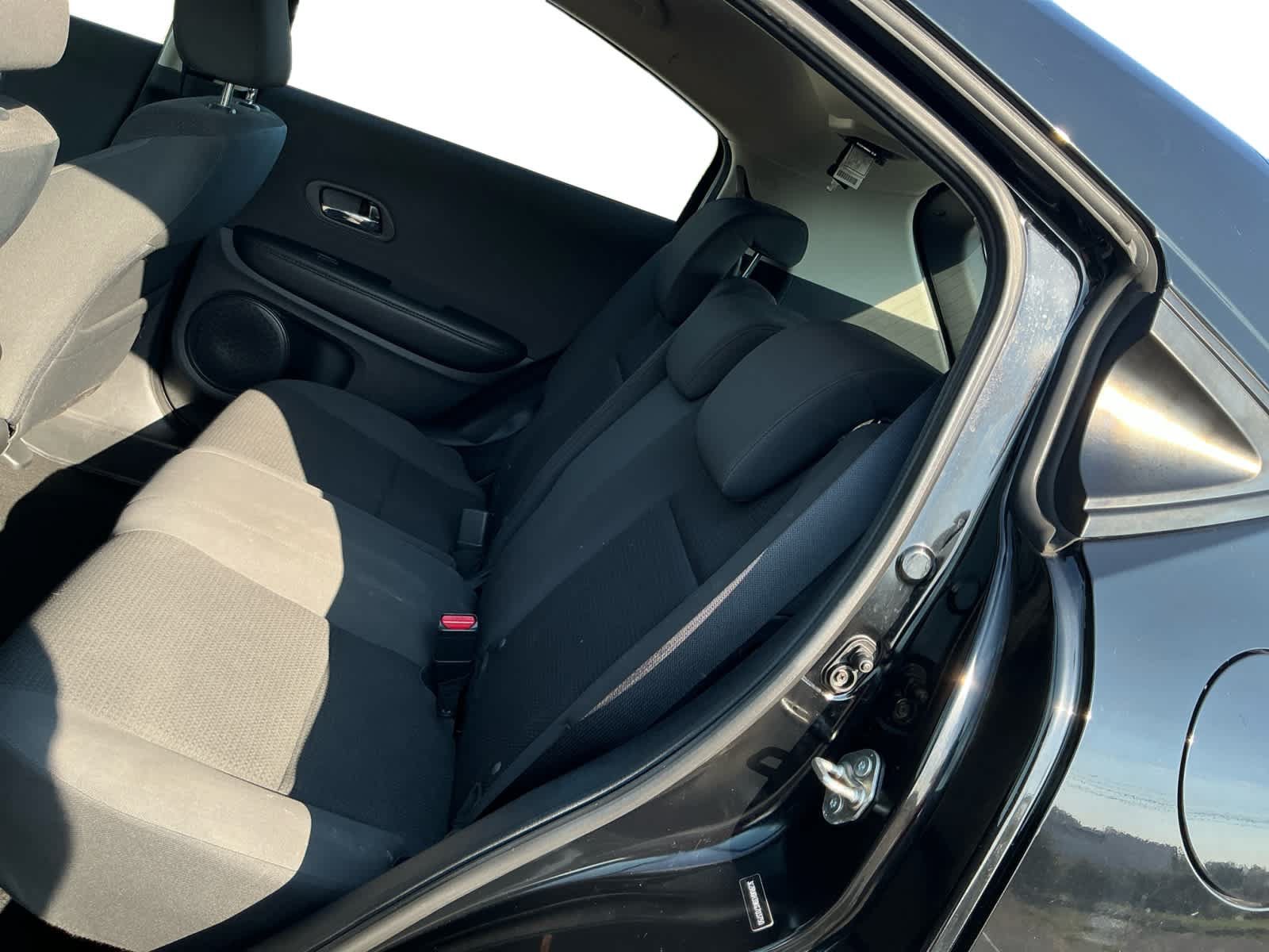 Used 2019 Honda HR-V LX image 13